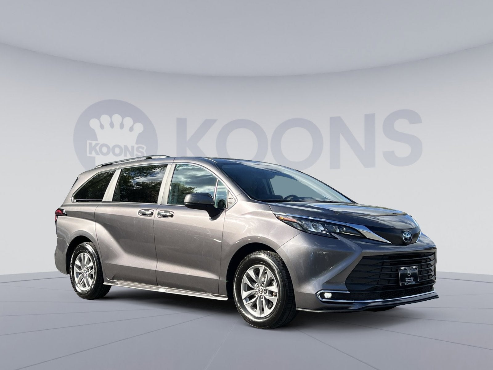 2024 Toyota Sienna XLE