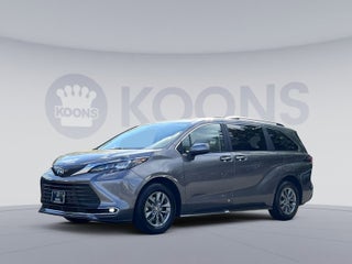 2024 Toyota Sienna XLE