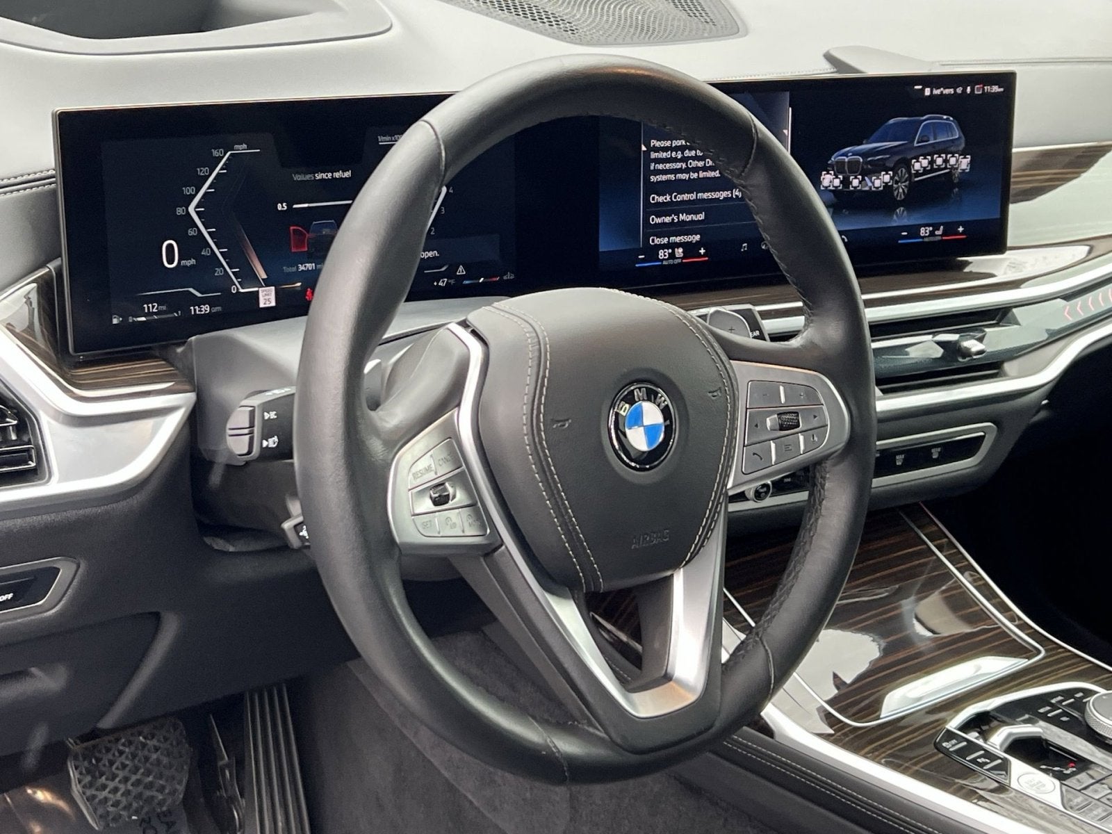2025 BMW X7 xDrive40i