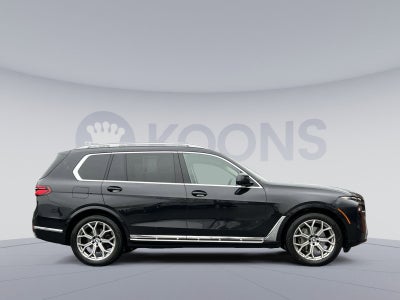 2025 BMW X7 xDrive40i