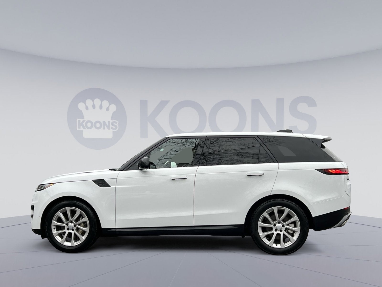 2025 Land Rover Range Rover Sport SE