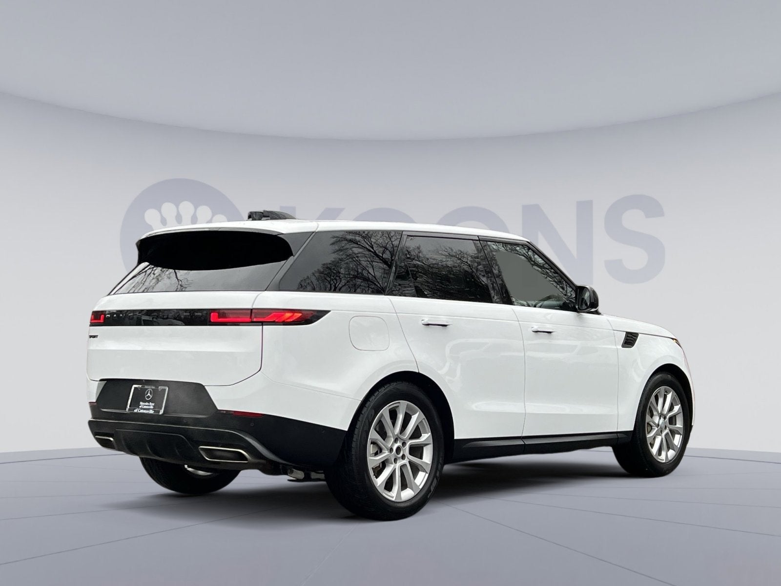 2025 Land Rover Range Rover Sport SE