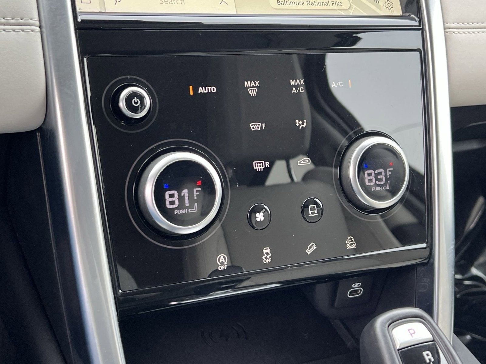 2022 Land Rover Discovery Sport SE