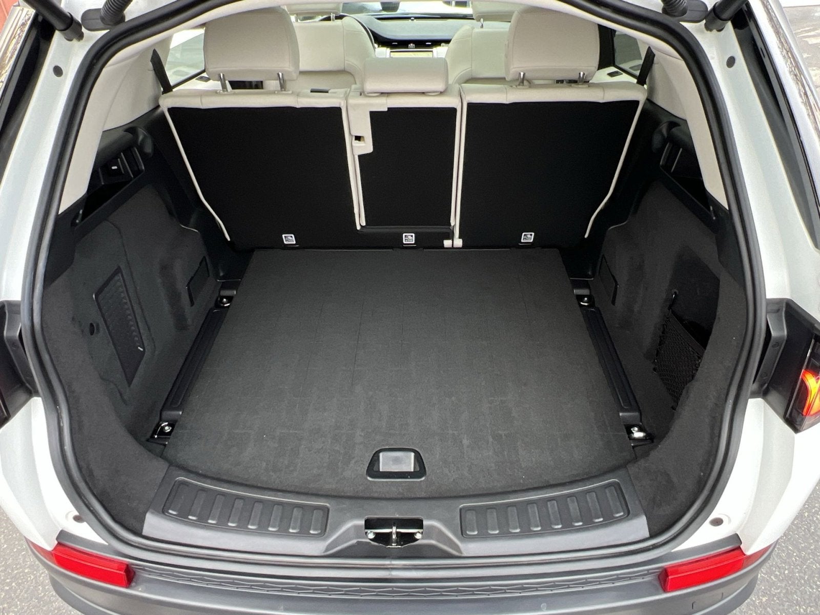 2022 Land Rover Discovery Sport SE