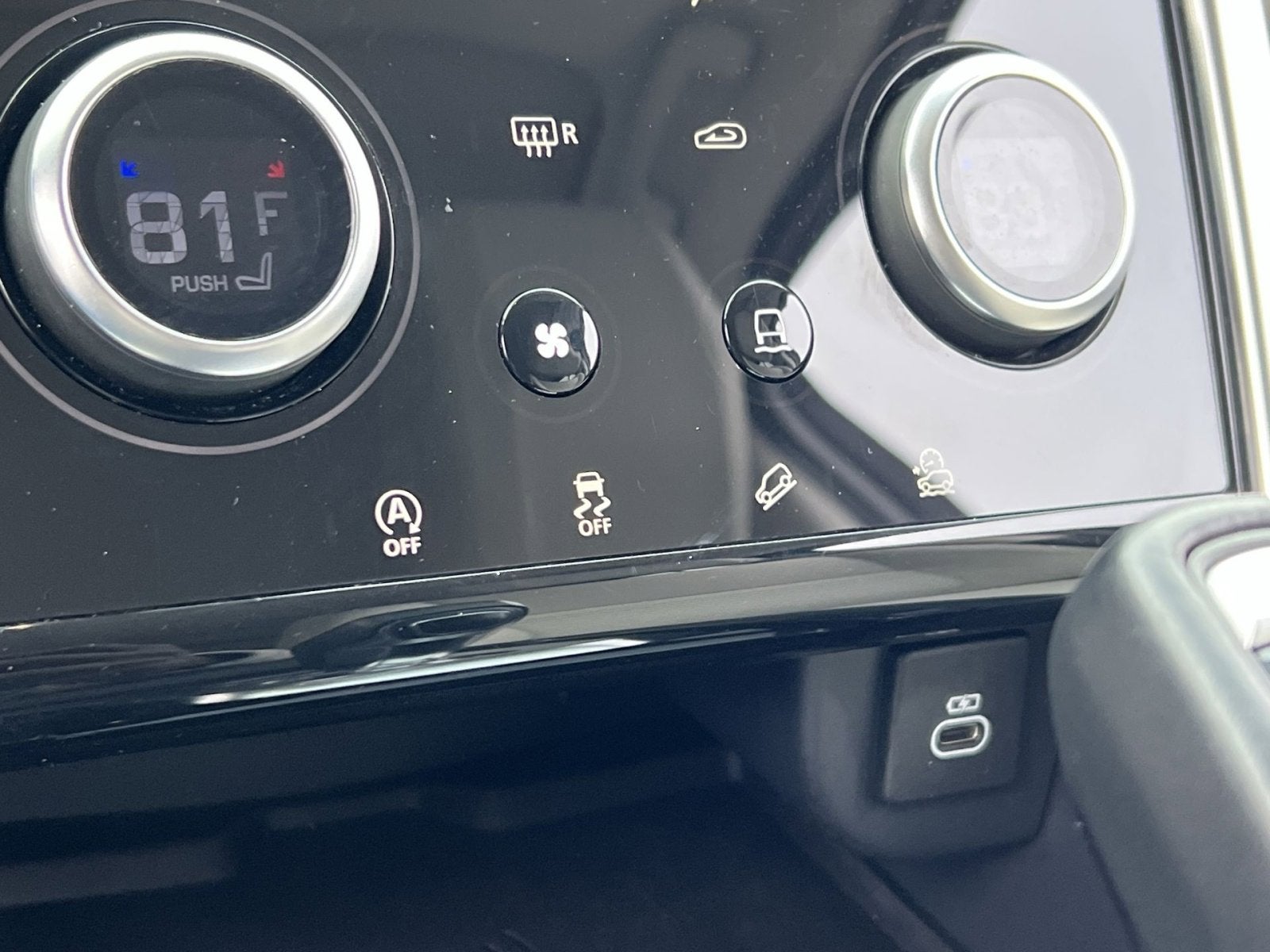 2022 Land Rover Discovery Sport SE