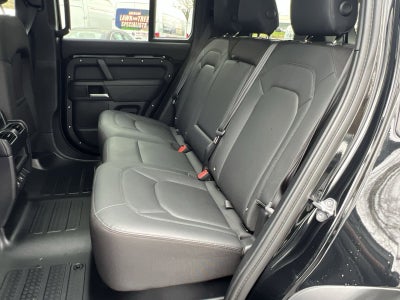2025 Land Rover Defender 110 S