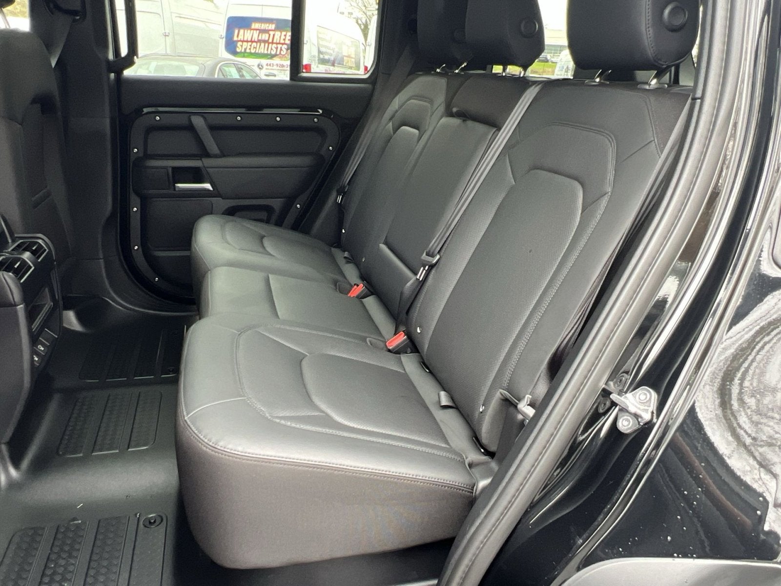 2025 Land Rover Defender 110 S