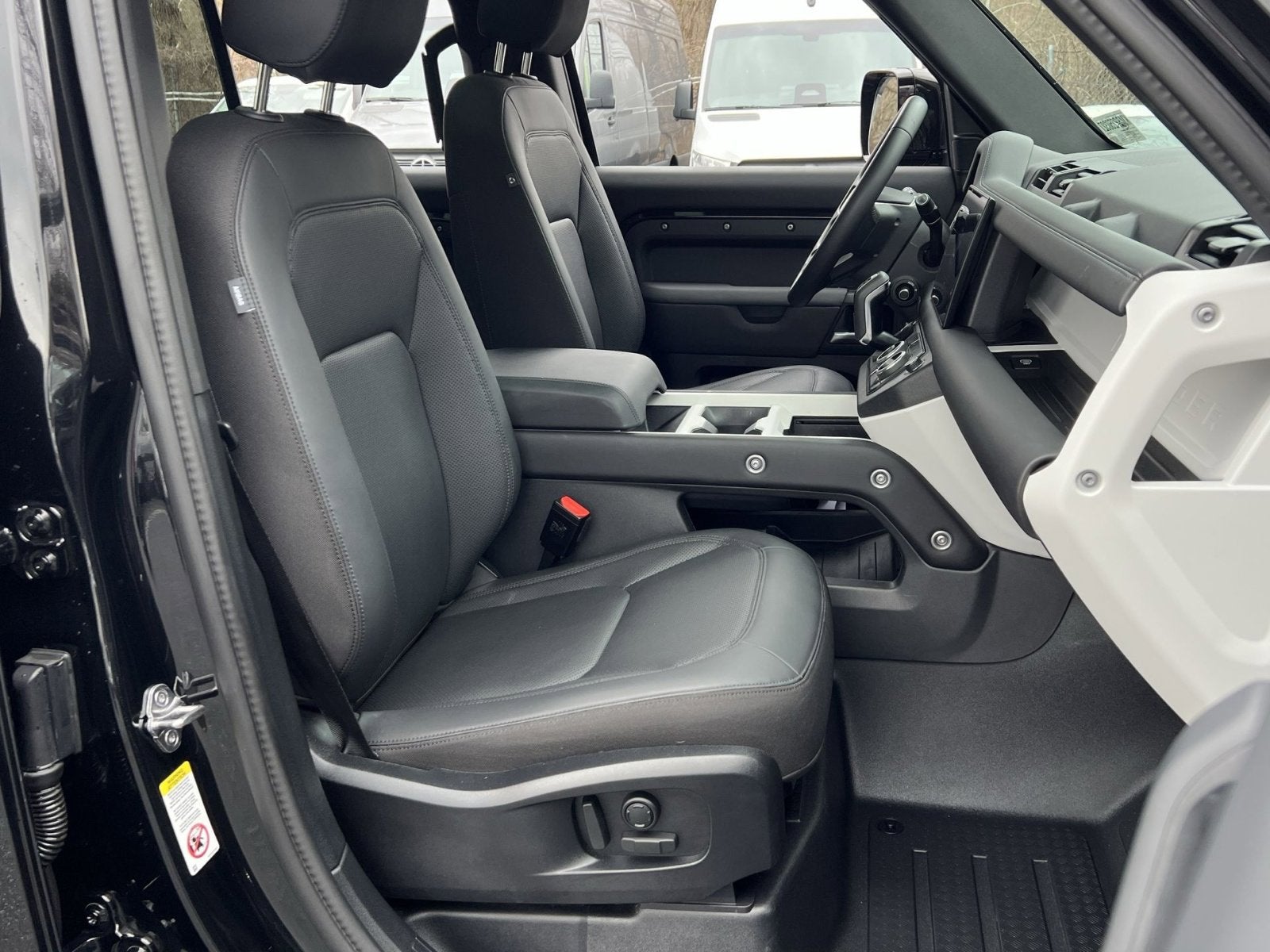2025 Land Rover Defender 110 S
