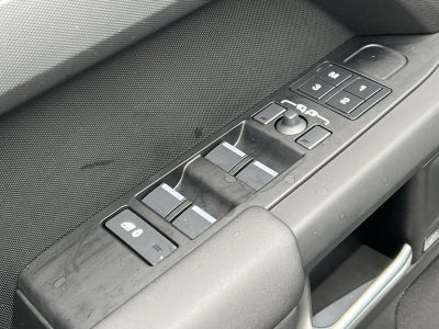 2025 Land Rover Defender 110 S