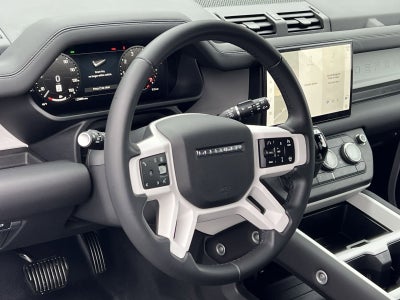 2025 Land Rover Defender 110 S