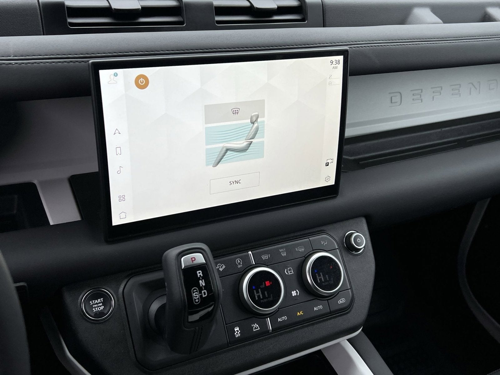 2025 Land Rover Defender 110 S