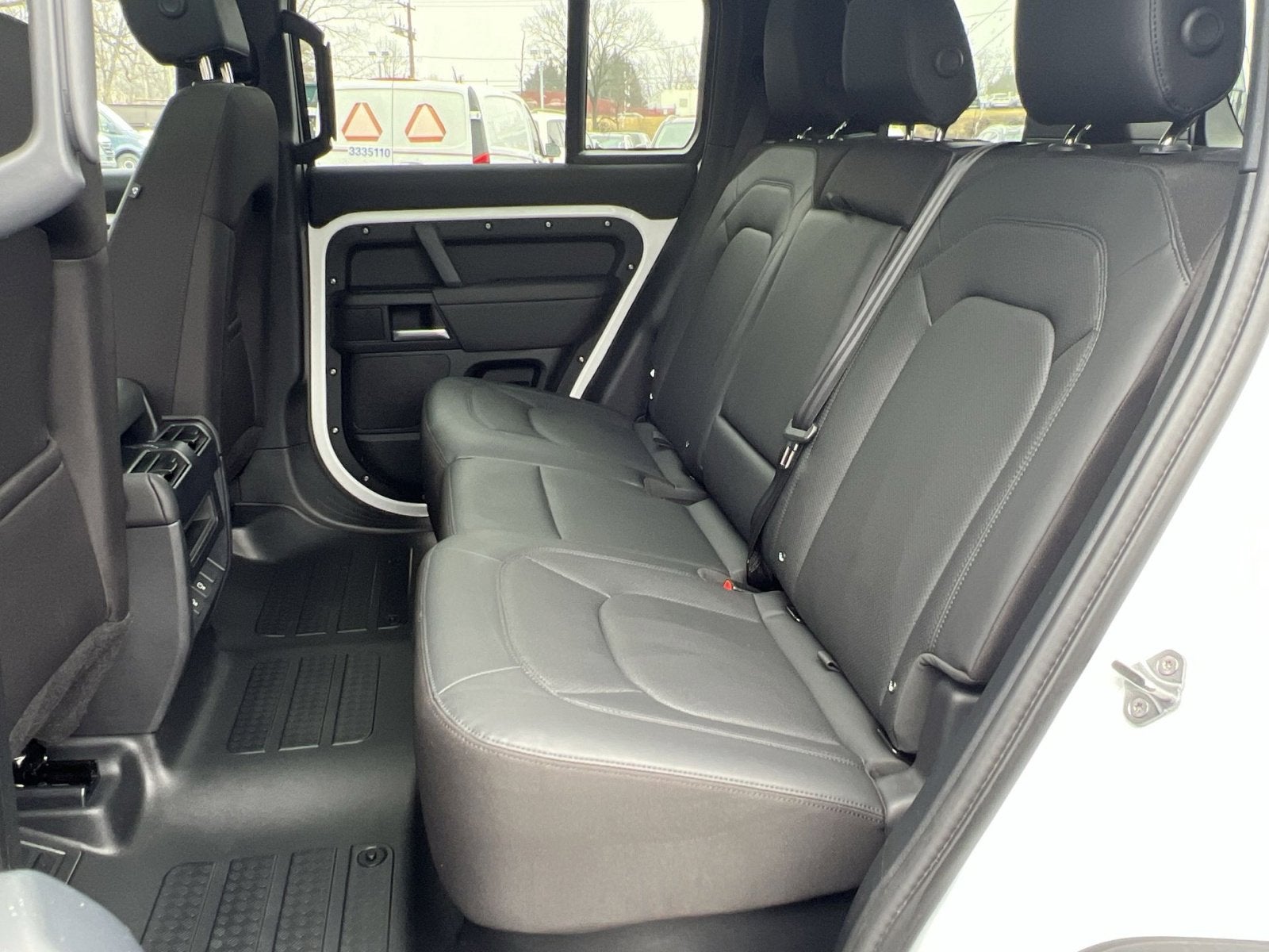 2025 Land Rover Defender 110 S