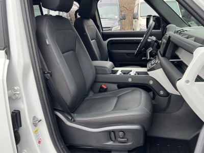 2025 Land Rover Defender 110 S