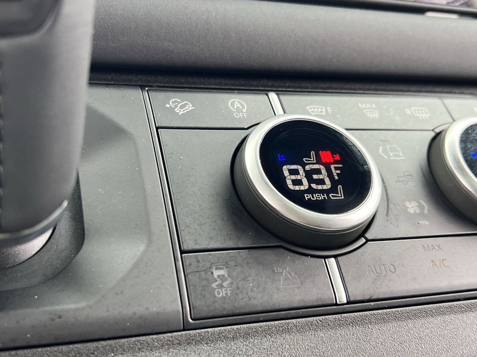 2025 Land Rover Defender 110 S