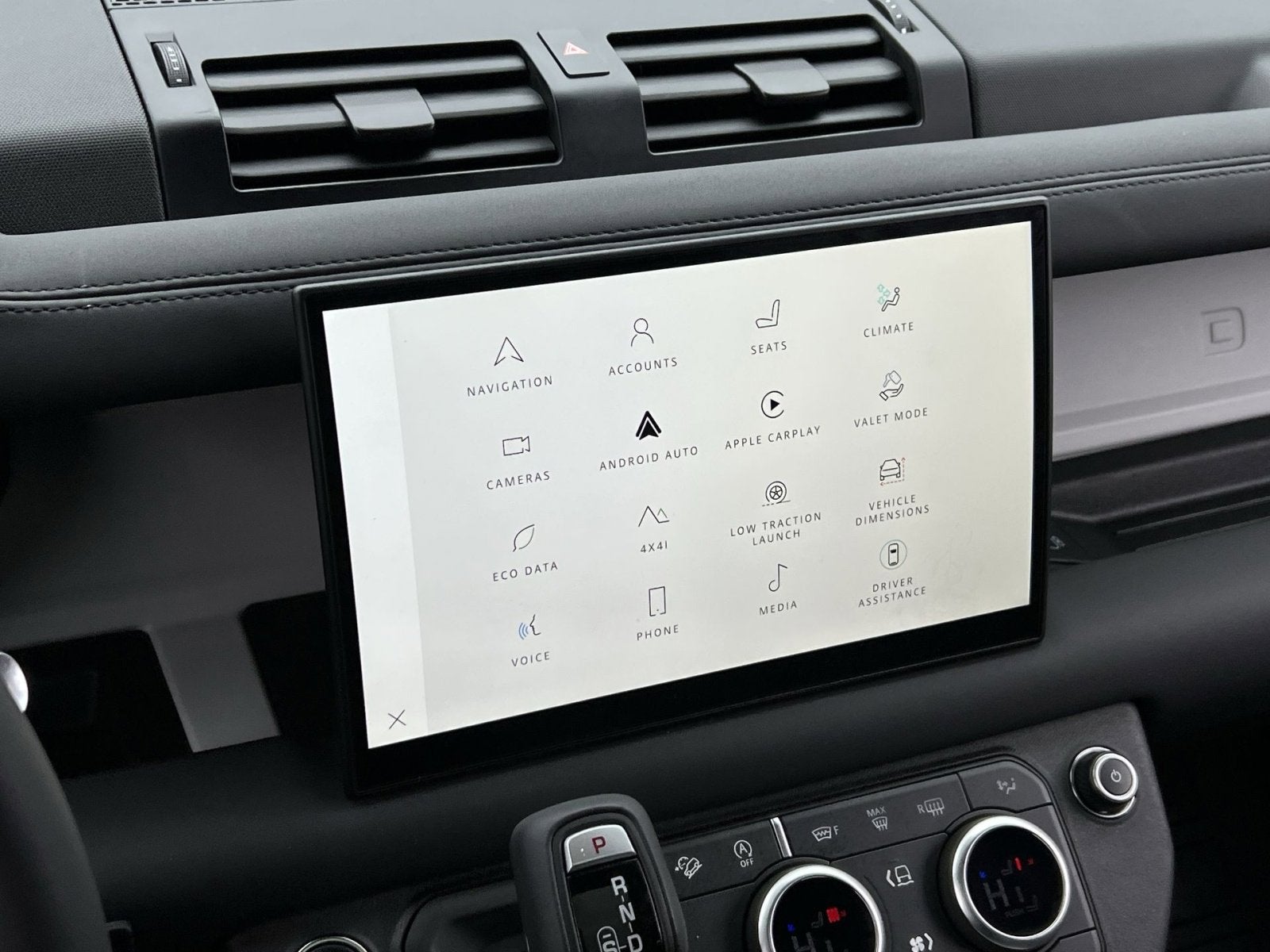 2025 Land Rover Defender 110 S