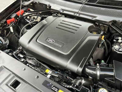 2025 Land Rover Defender 110 S