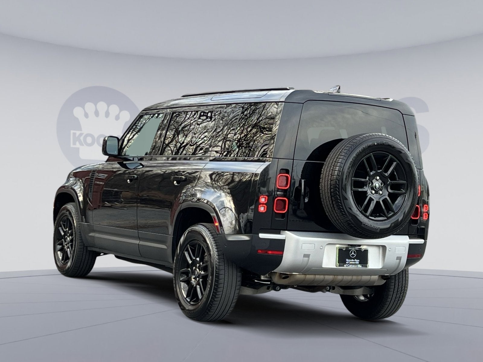 2025 Land Rover Defender 110 S