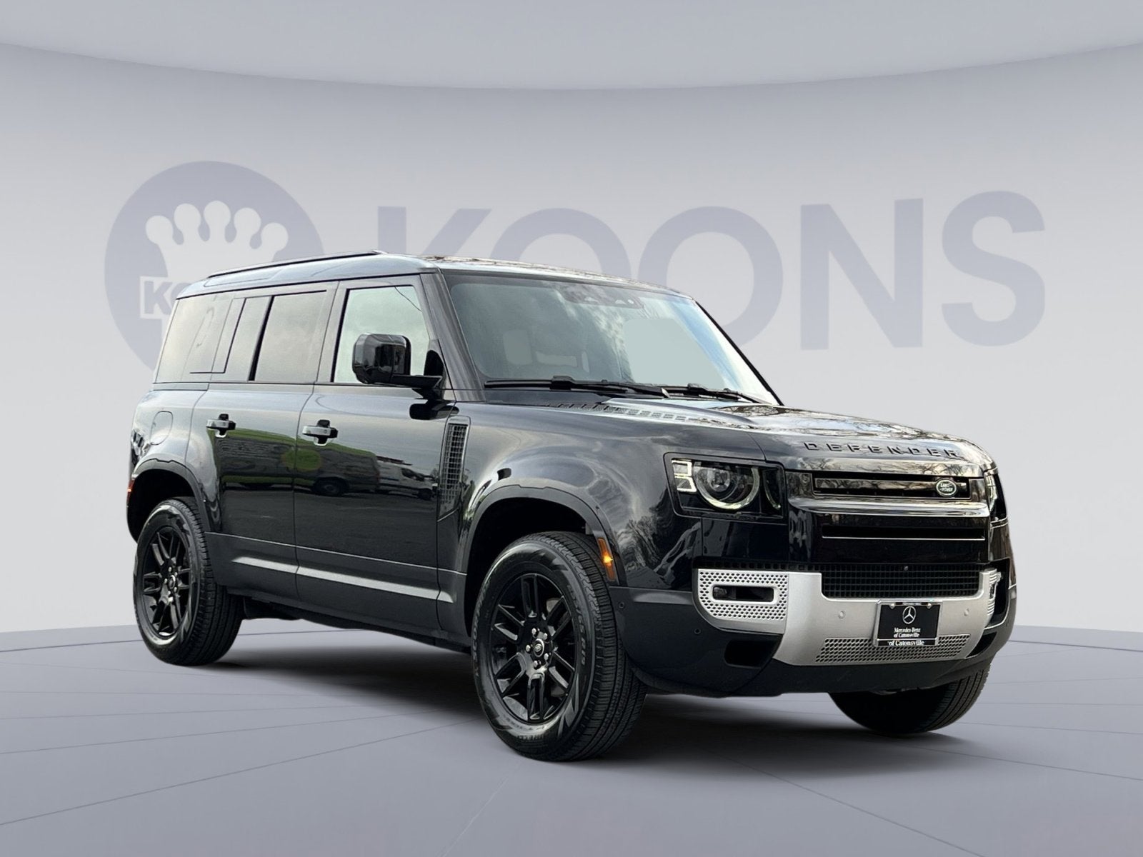 2025 Land Rover Defender 110 S