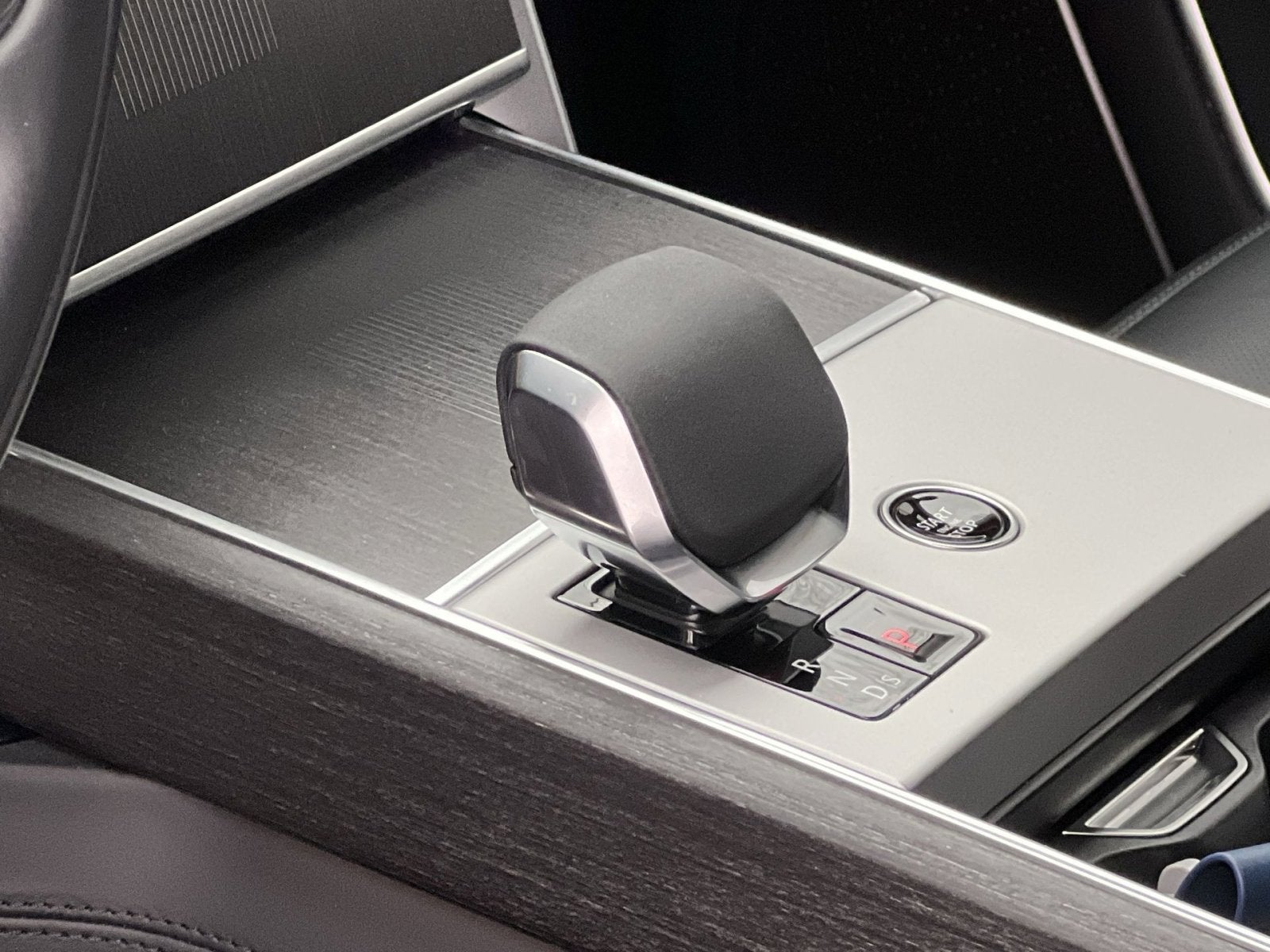 2025 Land Rover Range Rover Autobiography