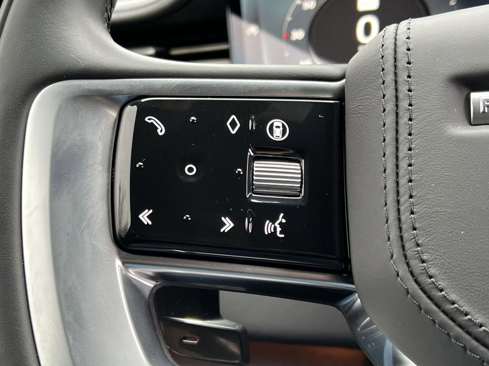 2025 Land Rover Range Rover Autobiography