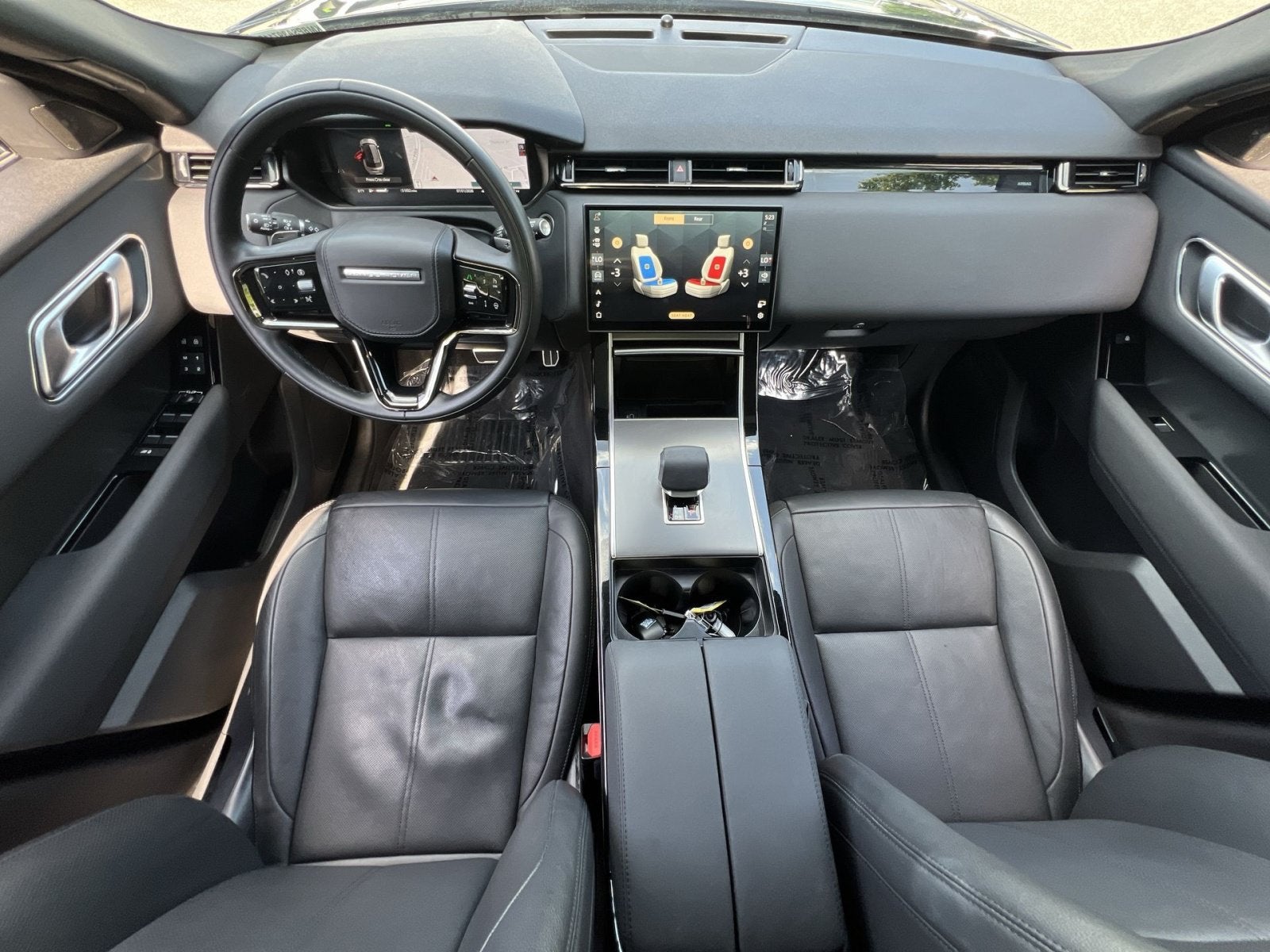 2025 Land Rover Range Rover Velar Dynamic SE