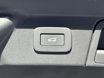 2025 Land Rover Range Rover Velar Dynamic SE