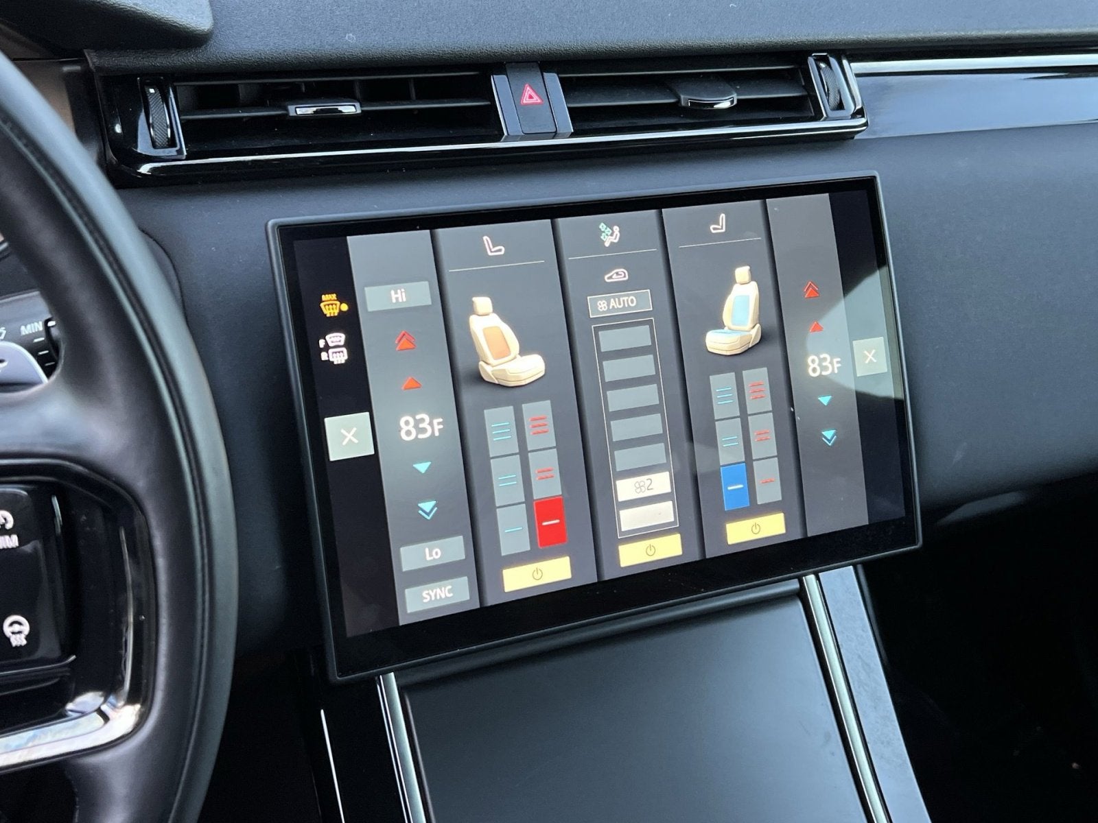 2025 Land Rover Range Rover Velar Dynamic SE