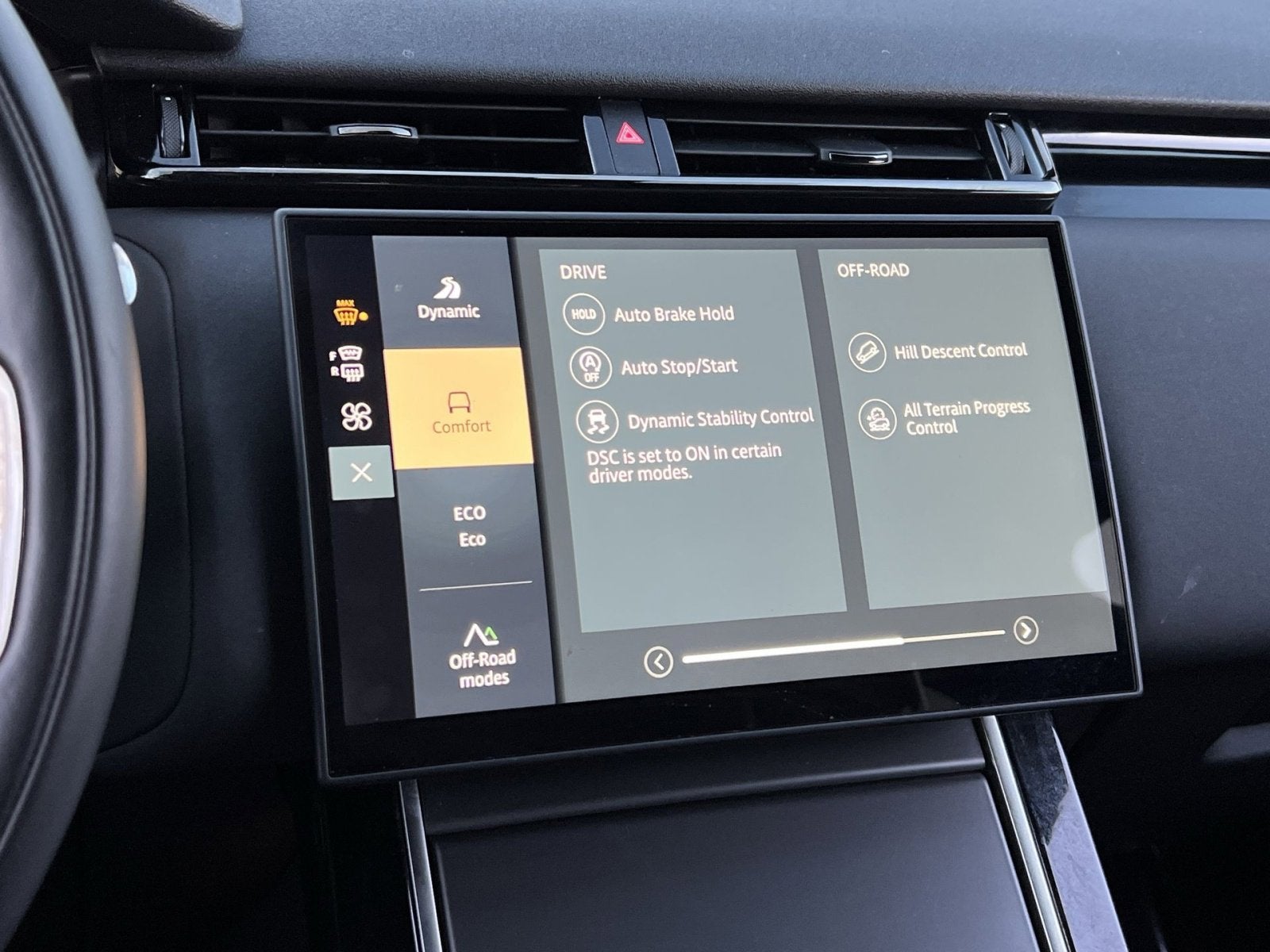 2025 Land Rover Range Rover Velar Dynamic SE