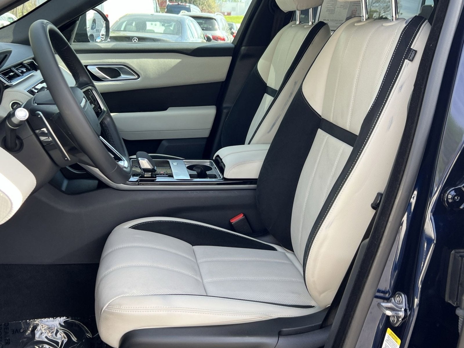 2022 Land Rover Range Rover Velar P250 R-Dynamic S