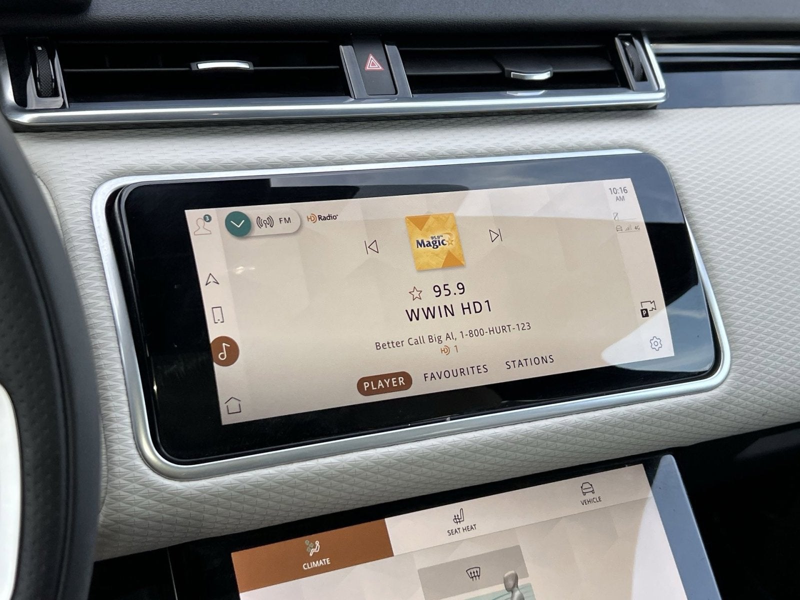 2022 Land Rover Range Rover Velar P250 R-Dynamic S