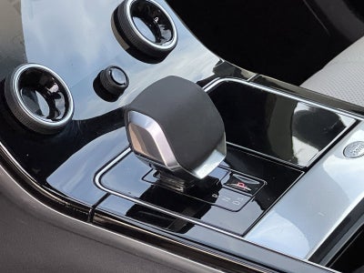 2022 Land Rover Range Rover Velar P250 R-Dynamic S