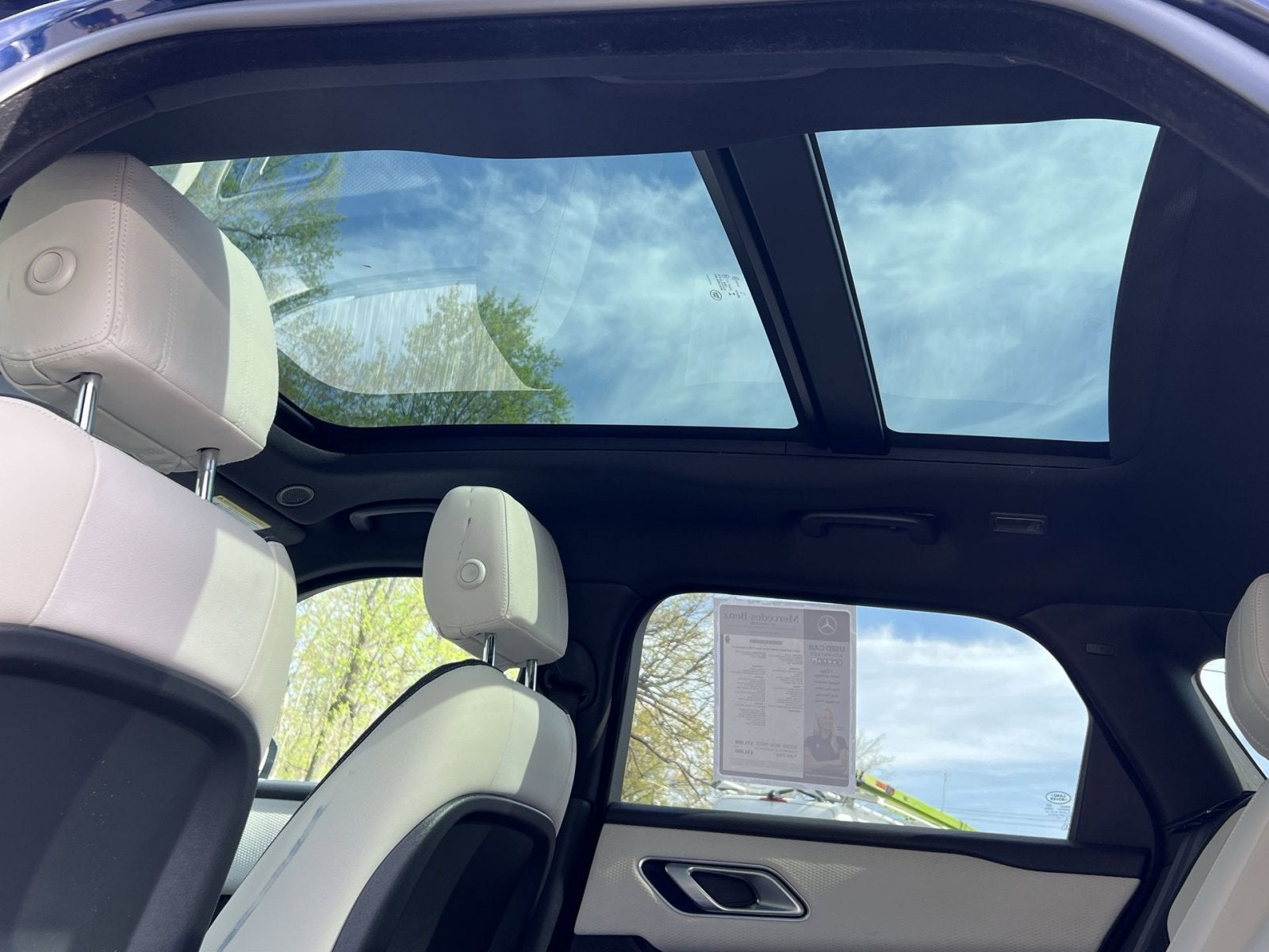 2022 Land Rover Range Rover Velar P250 R-Dynamic S