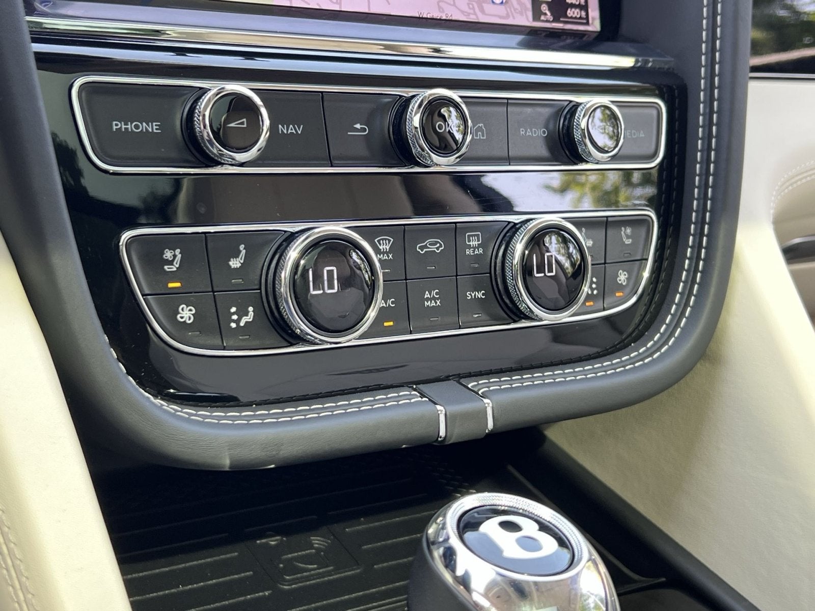 2024 Bentley Bentayga EWB EWB