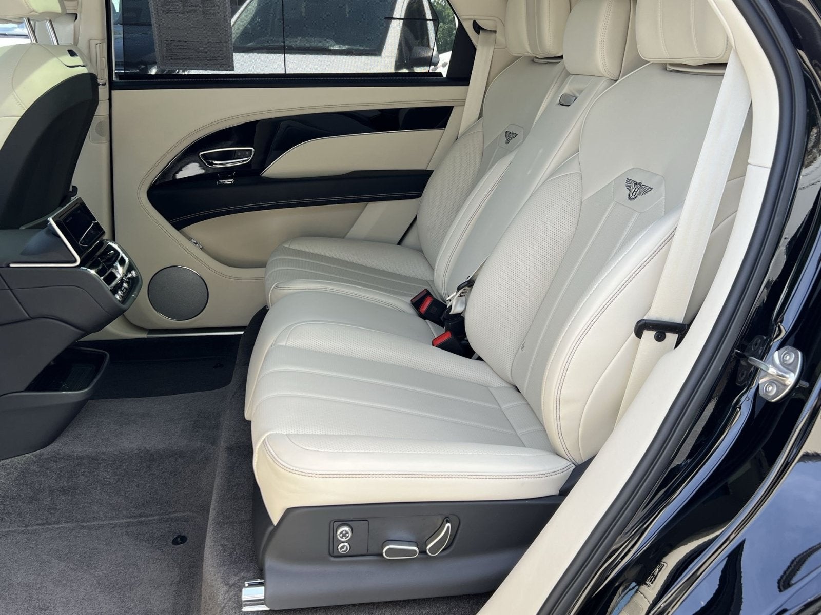 2024 Bentley Bentayga EWB EWB