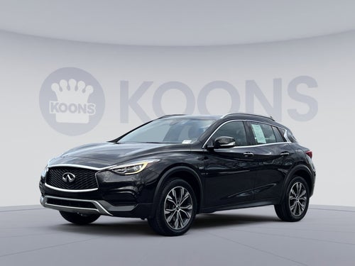 2017 INFINITI QX30 Luxury