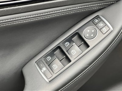 2017 INFINITI QX30 Luxury