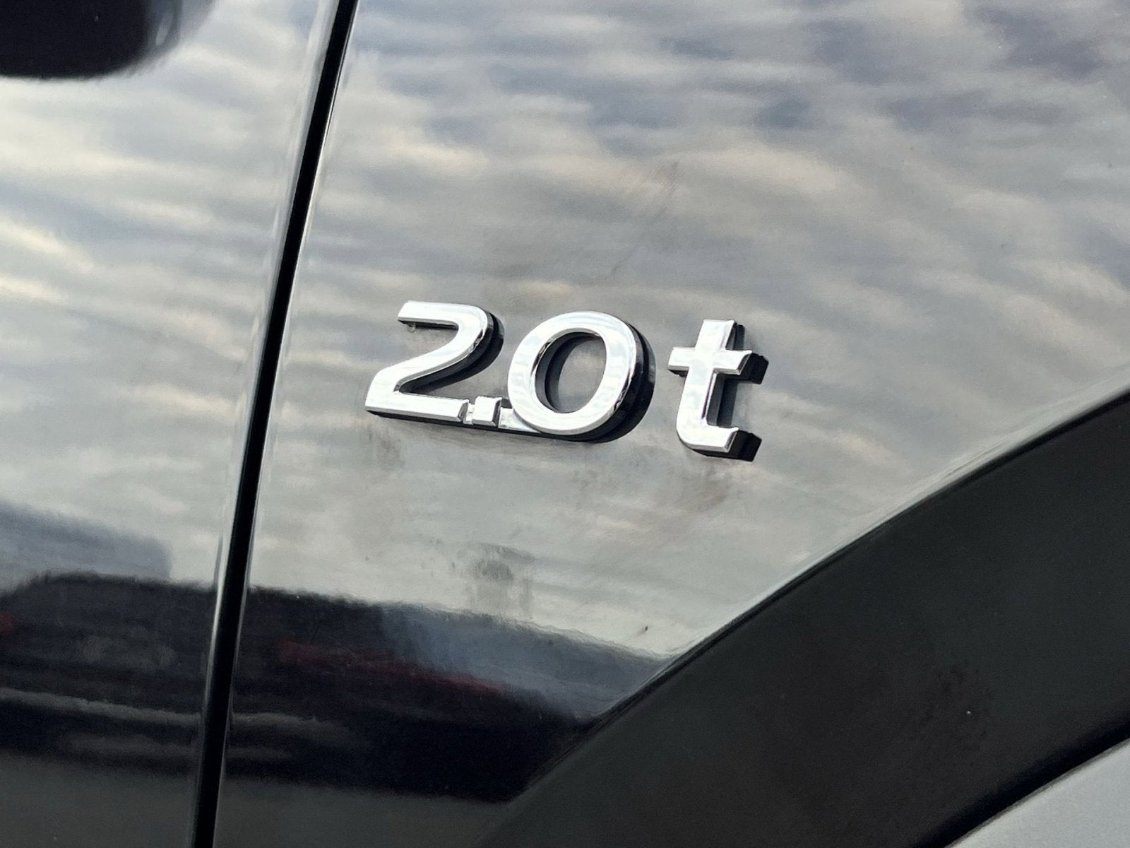 2017 INFINITI QX30 Luxury