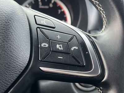 2017 INFINITI QX30 Luxury