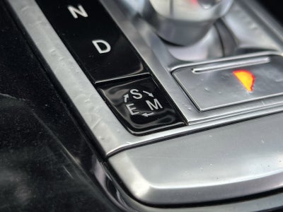 2017 INFINITI QX30 Luxury