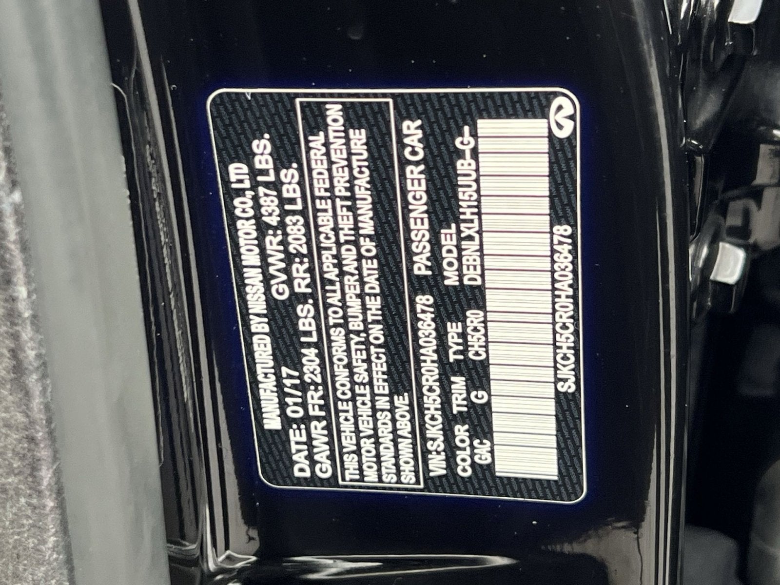 2017 INFINITI QX30 Luxury