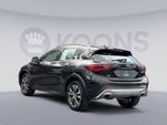 2017 INFINITI QX30 Luxury