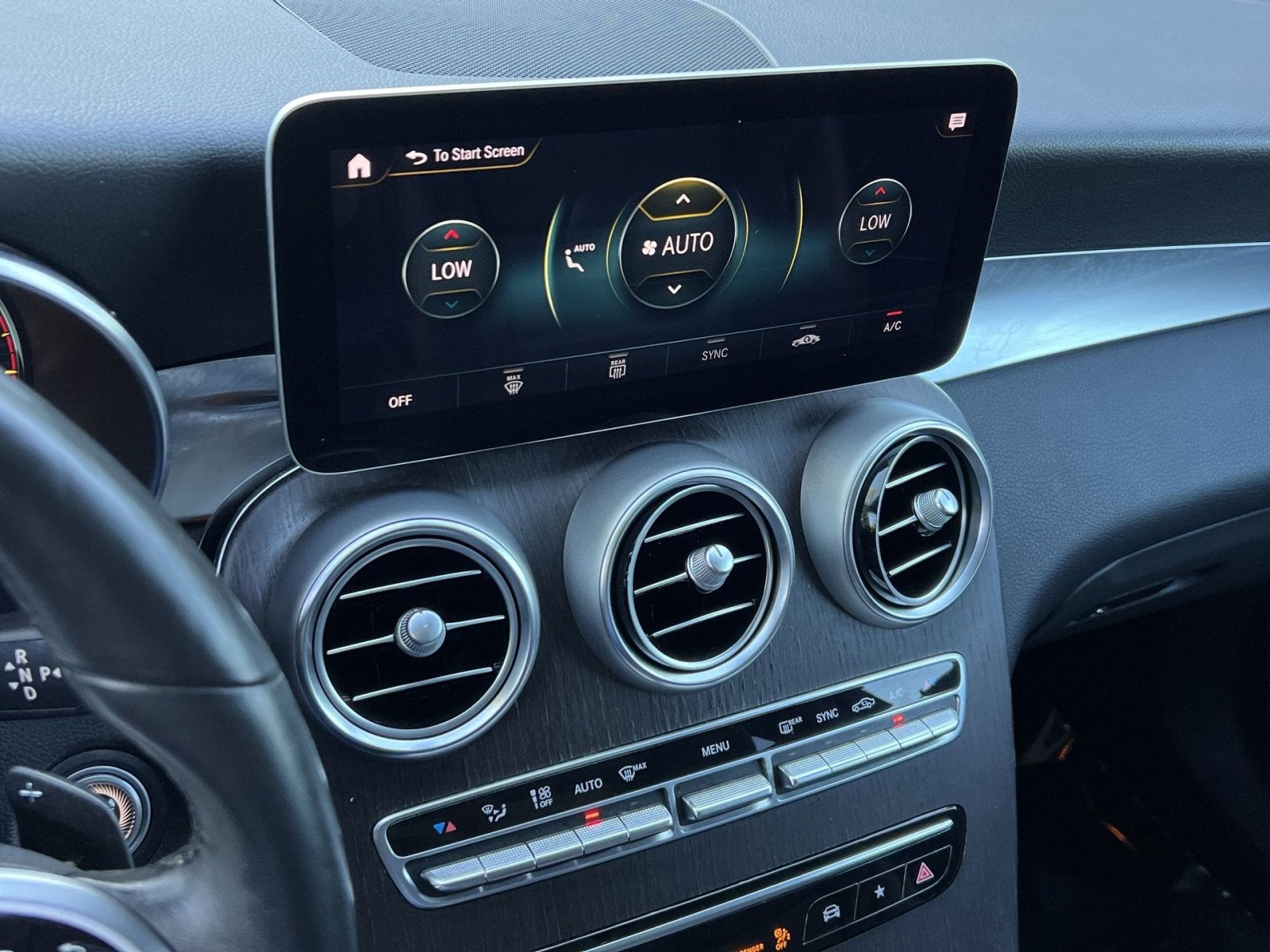 2021 Mercedes-Benz GLC GLC 300