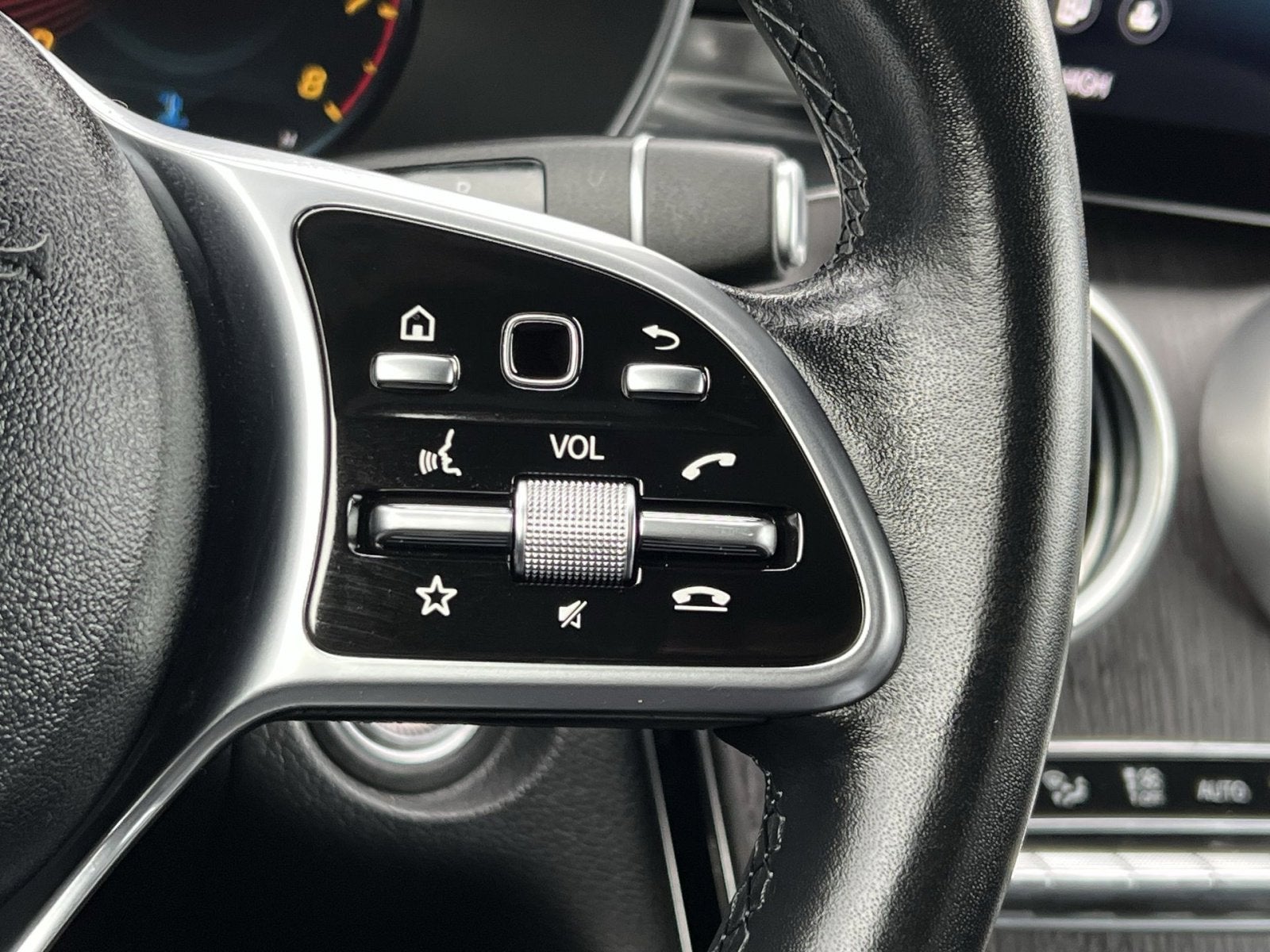 2021 Mercedes-Benz GLC GLC 300