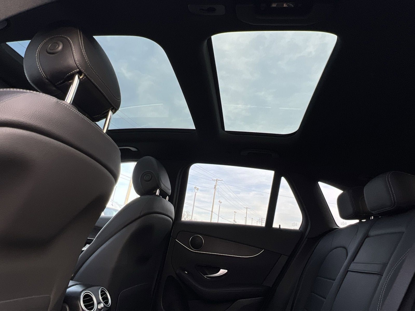 2022 Mercedes-Benz GLC GLC 300