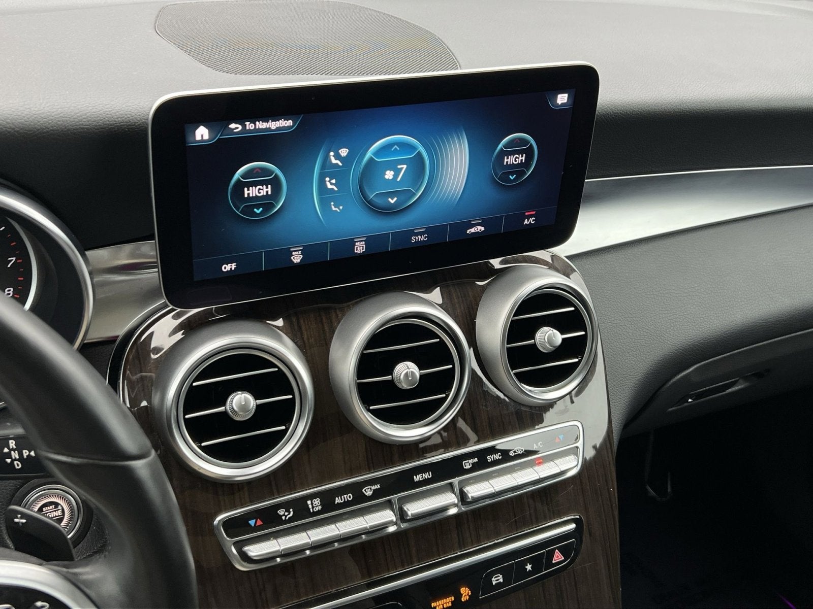 2022 Mercedes-Benz GLC GLC 300