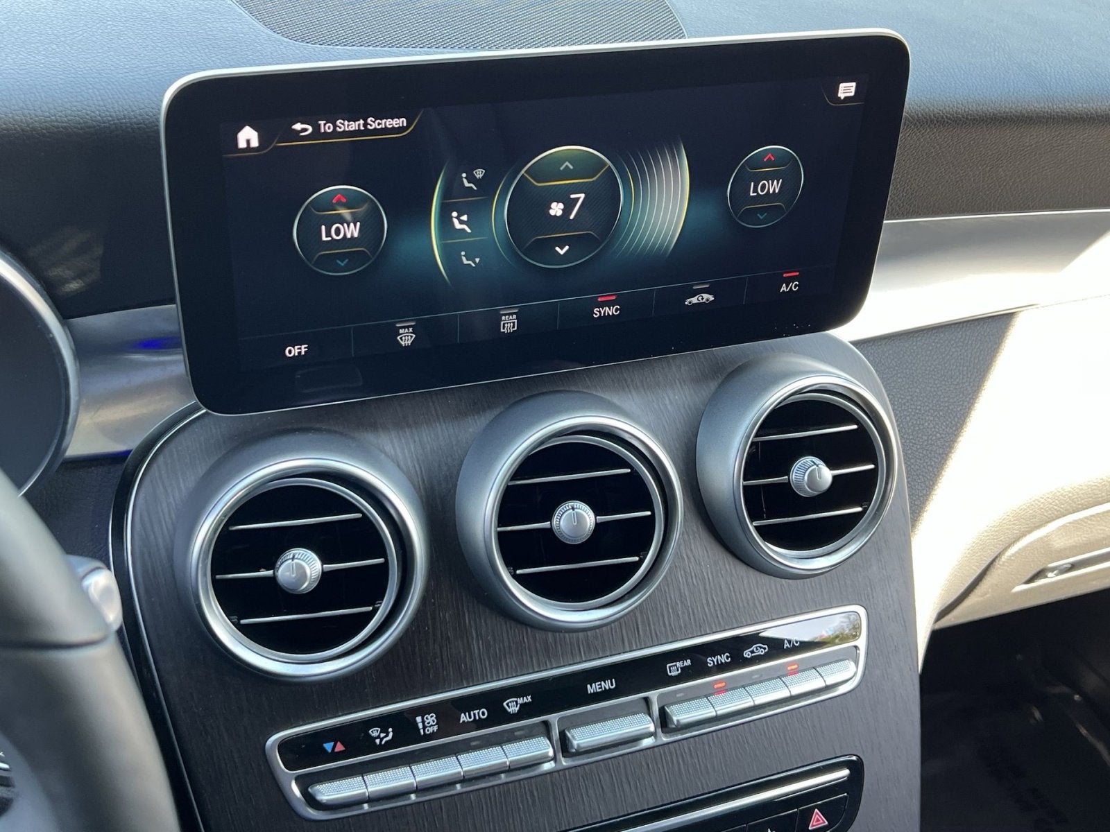 2021 Mercedes-Benz GLC GLC 300