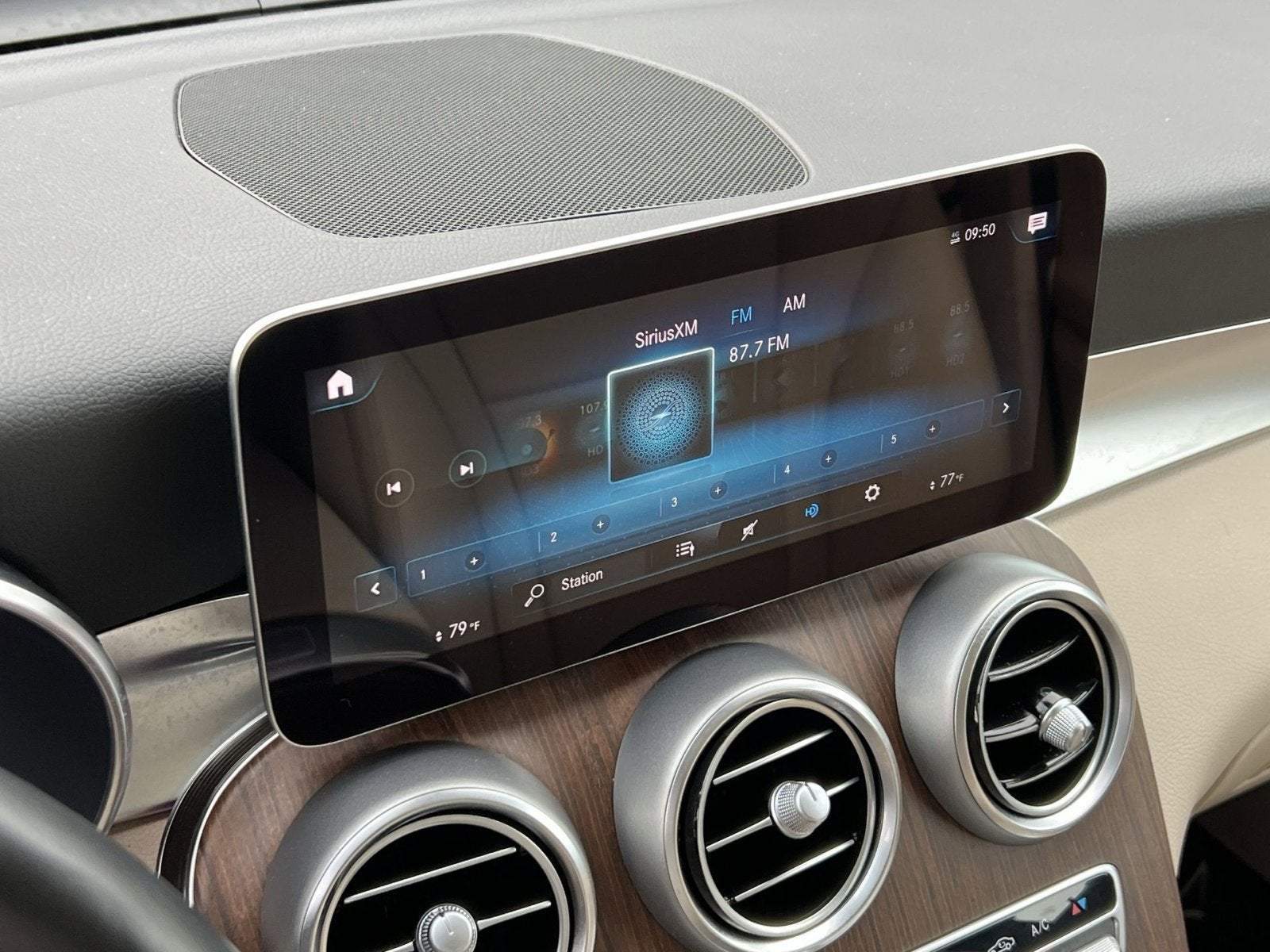 2021 Mercedes-Benz GLC GLC 300