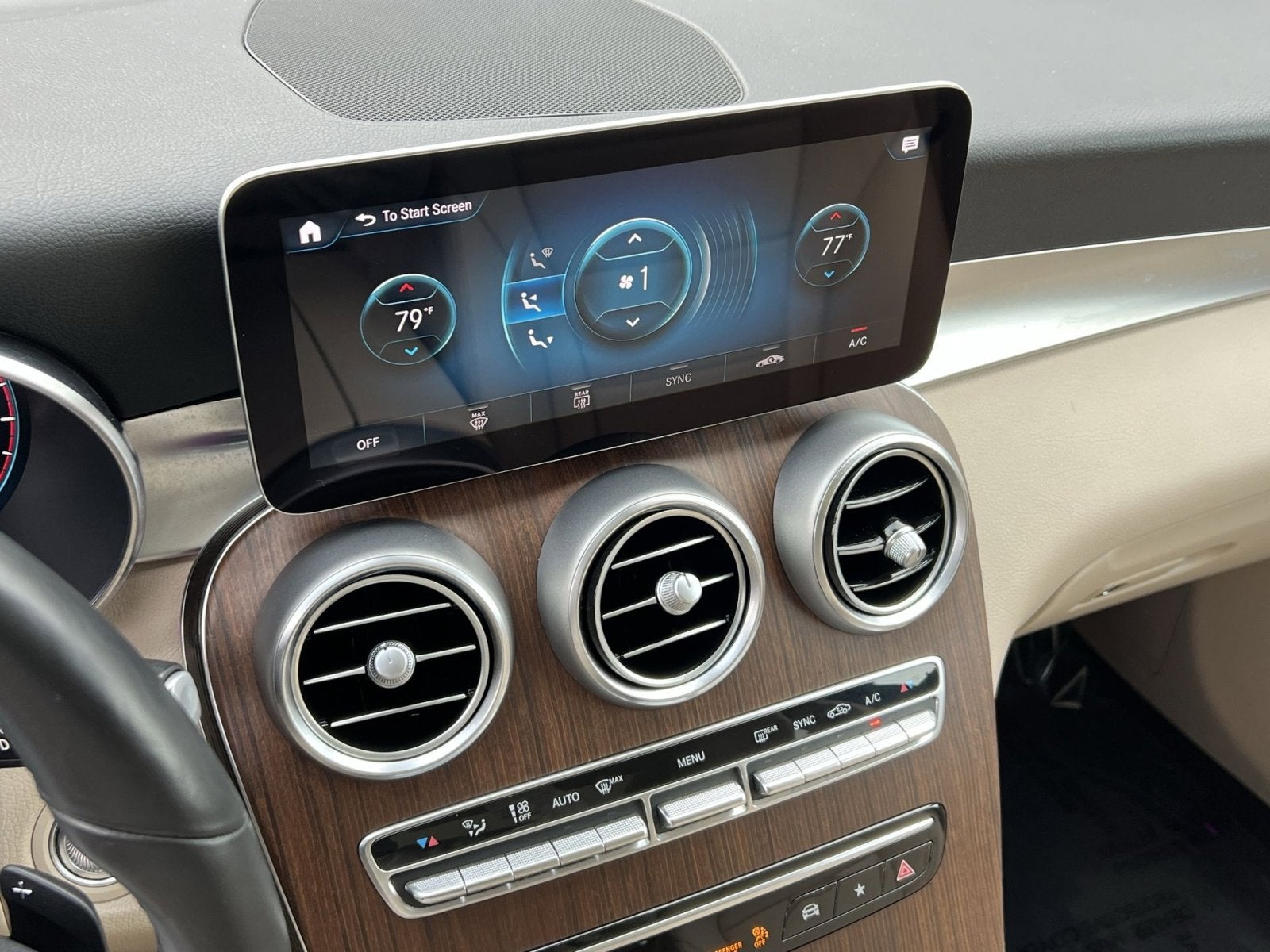 2021 Mercedes-Benz GLC GLC 300