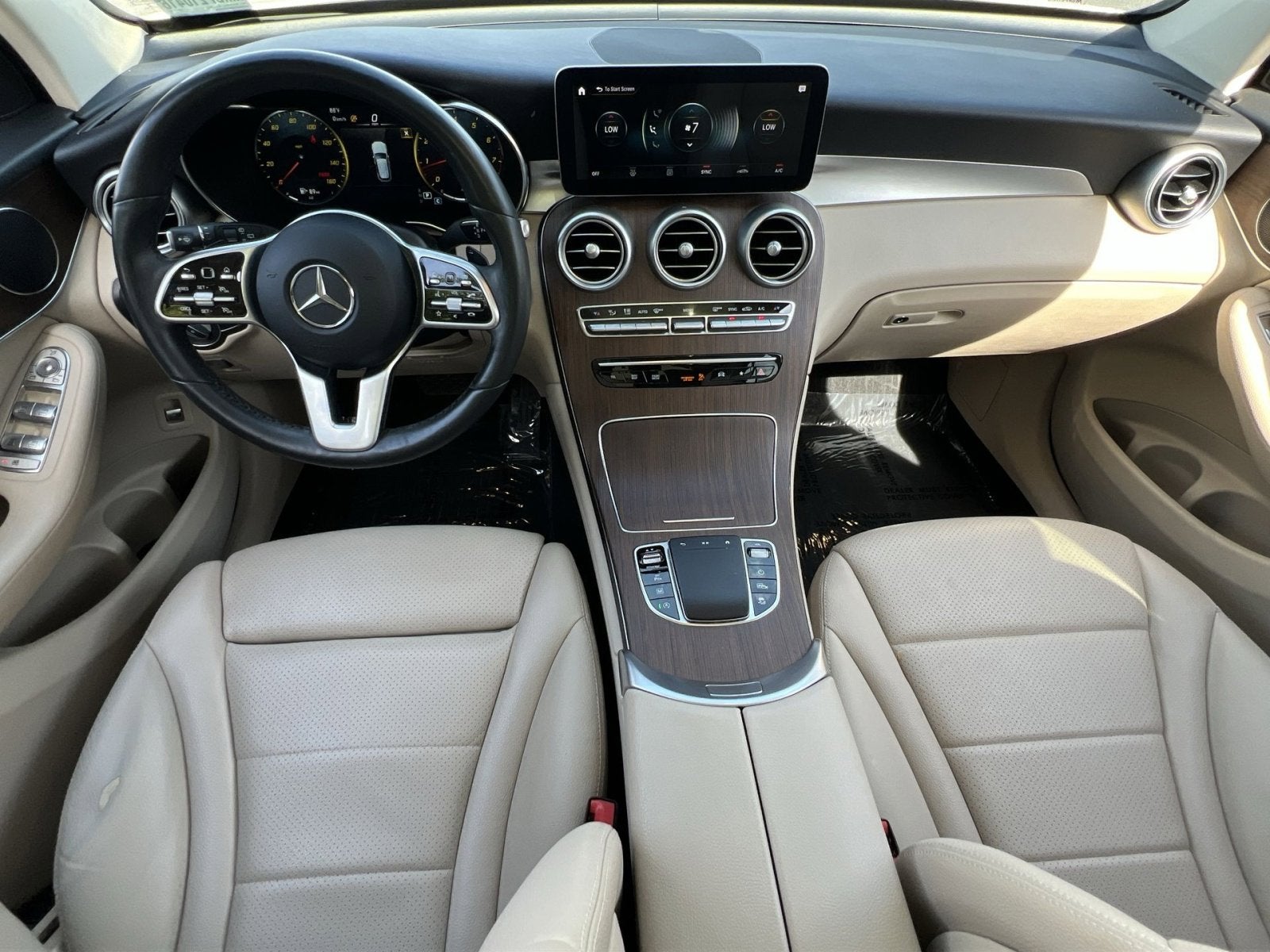 2021 Mercedes-Benz GLC GLC 300