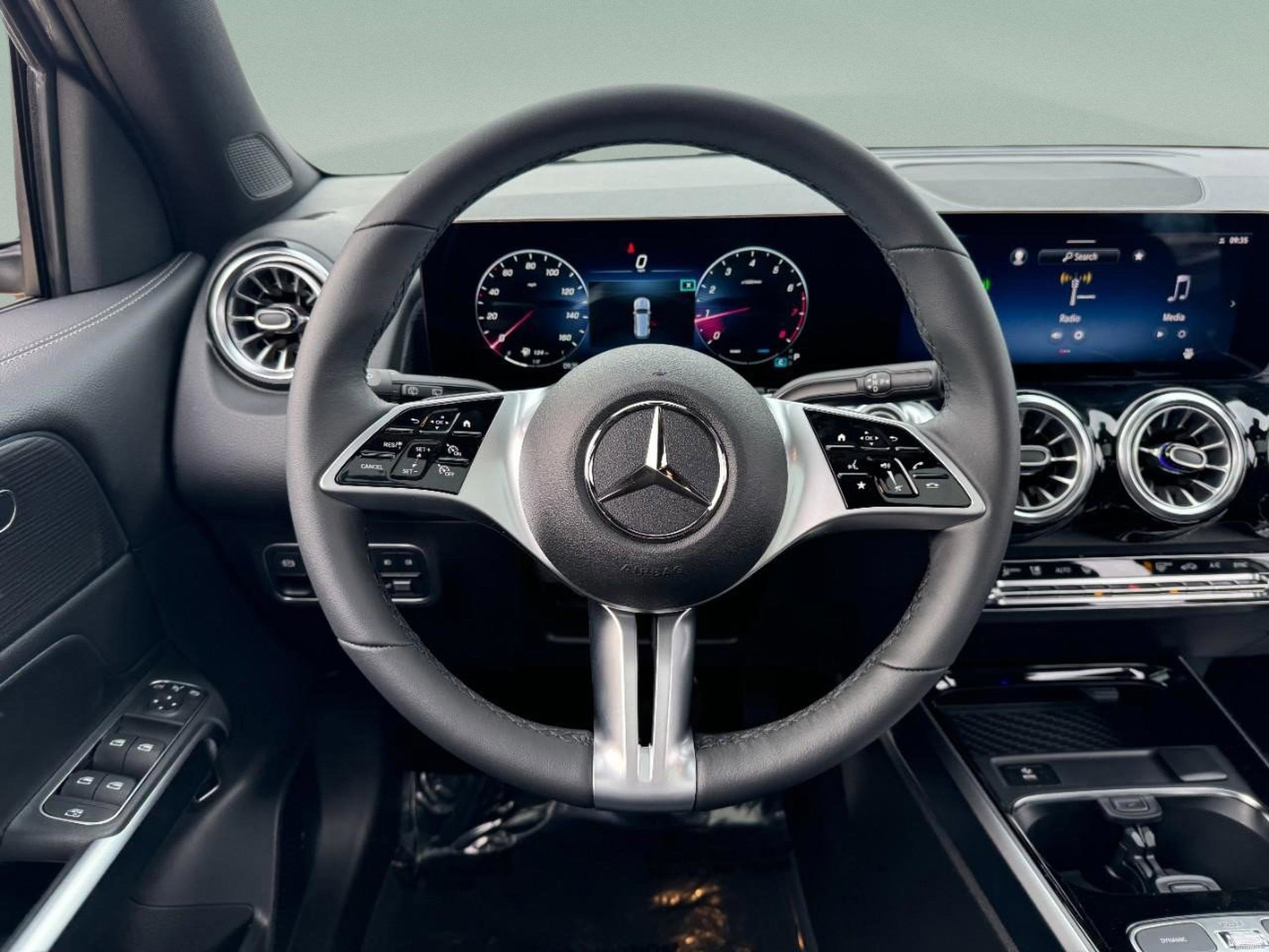 2026 Mercedes-Benz GLB GLB 250